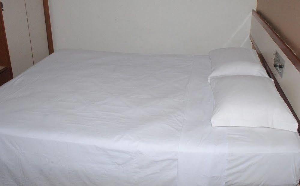 Vip Iracema Flat 2*